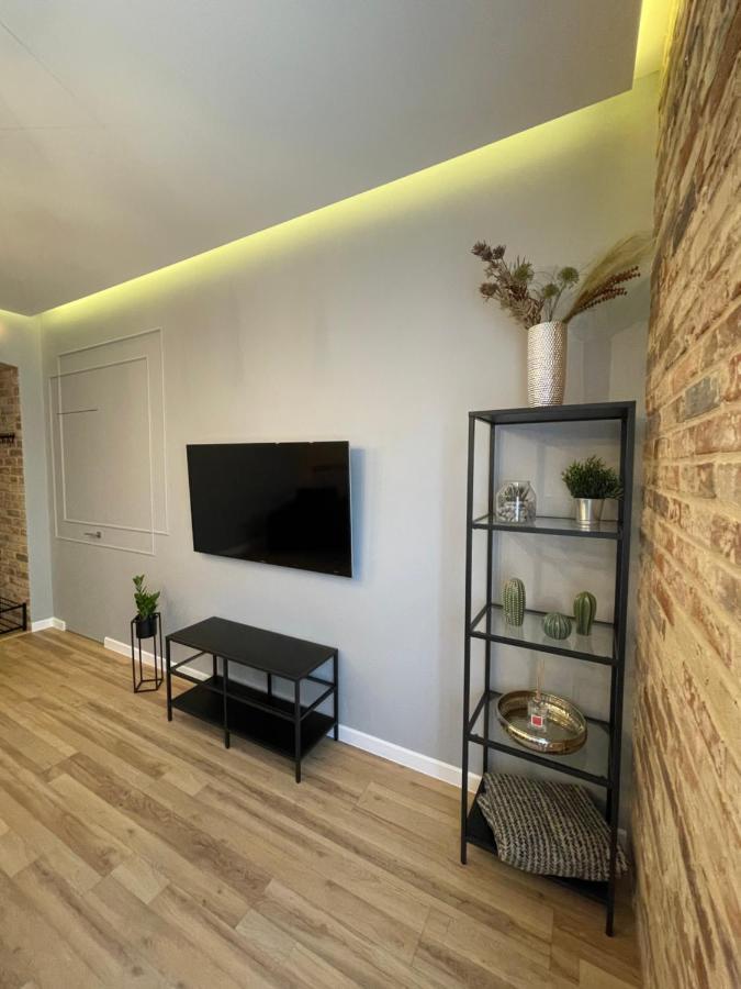 Apartment Centre Inn Chernivtsi Bagian luar foto